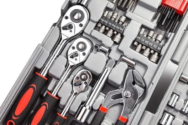 CARTMAN 205 Piece Ratchet Wrench Tool Set 1/4\" & 3/8\" & 1/2\" Drive with SAE/Metric Sockets Kit in Plastic Toolbox - Image 3