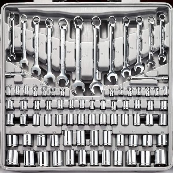 CARTMAN 205 Piece Ratchet Wrench Tool Set 1/4\" & 3/8\" & 1/2\" Drive with SAE/Metric Sockets Kit in Plastic Toolbox - Image 5