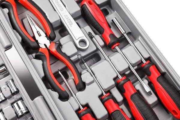 CARTMAN 205 Piece Ratchet Wrench Tool Set 1/4\" & 3/8\" & 1/2\" Drive with SAE/Metric Sockets Kit in Plastic Toolbox - Image 4